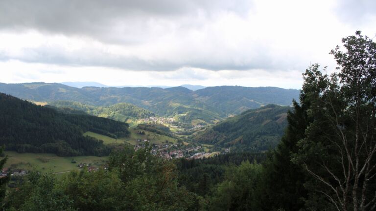 Dieses Bild zeigt eine Webcam-Aufnahme vom Achertal, aufgenommen am Montag, den 31.08.2026 um 10:50 Uhr. Die Temperatur betrug 15.1°C.