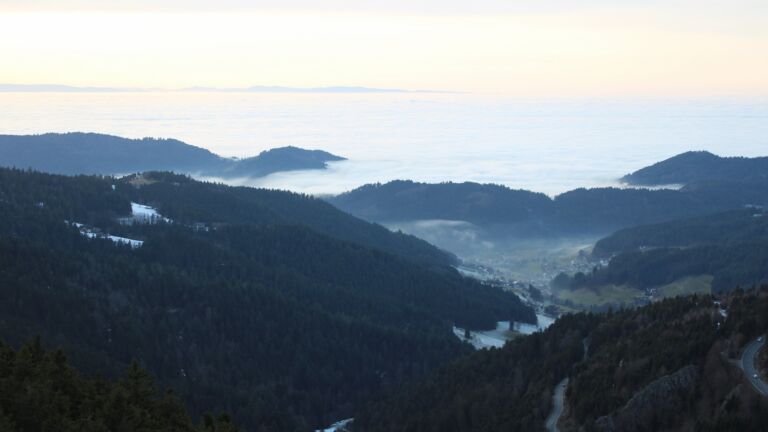 Dieses Bild zeigt eine Webcam-Aufnahme vom Achertal, aufgenommen am Dienstag, den 20.01.2026 um 16:40 Uhr. Die Temperatur betrug 7.1°C.