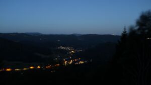 Dieses Bild zeigt eine Webcam-Aufnahme vom Achertal, aufgenommen am Freitag, den 10.07.2026 um 04:30 Uhr. Die Temperatur betrug 18.6°C.
