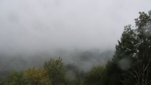 Dieses Bild zeigt eine Webcam-Aufnahme vom Achertal, aufgenommen am Mittwoch, den 21.10.2026 um 12:00 Uhr. Die Temperatur betrug 7°C.