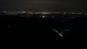 Dieses Bild zeigt eine Webcam-Aufnahme vom Achertal, aufgenommen am Samstag, den 15.11.2025 um 06:40 Uhr. Die Temperatur betrug 11.9°C.