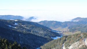 Dieses Bild zeigt eine Webcam-Aufnahme vom Achertal, aufgenommen am Samstag, den 22.11.2025 um 11:10 Uhr. Die Temperatur betrug -3.2°C.