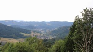 Dieses Bild zeigt eine Webcam-Aufnahme vom Achertal, aufgenommen am Samstag, den 15.08.2026 um 14:50 Uhr. Die Temperatur betrug 25°C.