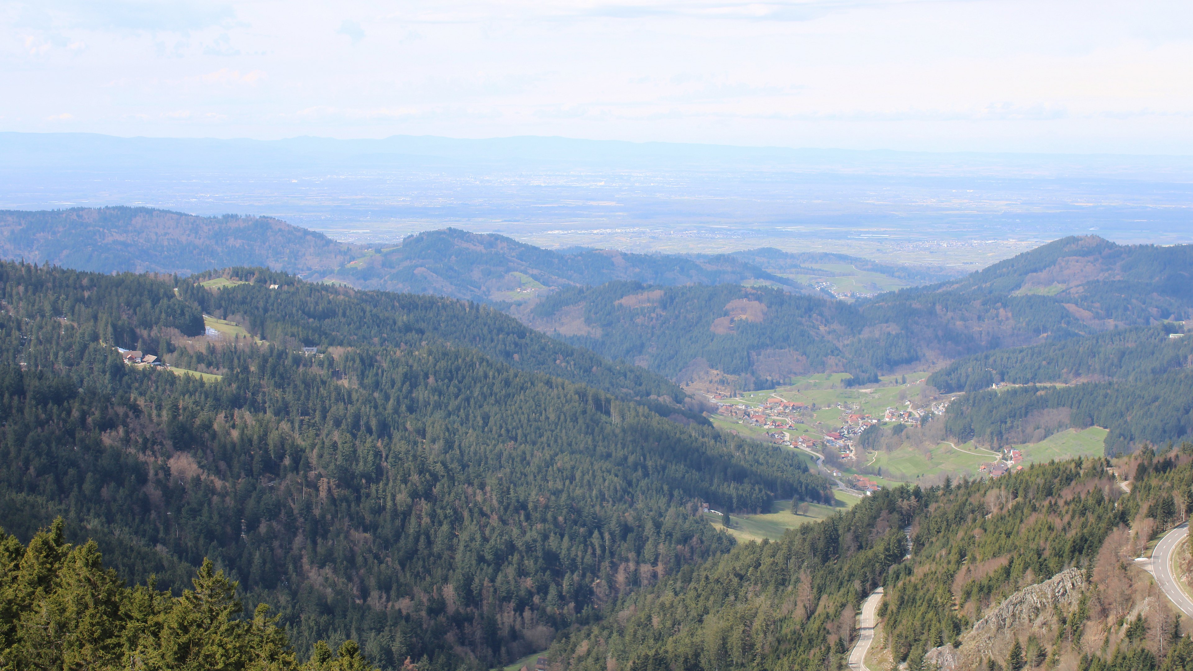 Zum Fotoarchiv vom Sonntag, 5. April 2026