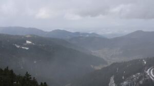 Dieses Bild zeigt eine Webcam-Aufnahme vom Achertal, aufgenommen am Donnerstag, den 19.02.2026 um 14:30 Uhr. Die Temperatur betrug 2.4°C.