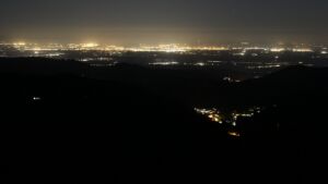 Dieses Bild zeigt eine Webcam-Aufnahme vom Achertal, aufgenommen am Donnerstag, den 09.04.2026 um 04:30 Uhr. Die Temperatur betrug 11.4°C.