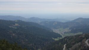 Dieses Bild zeigt eine Webcam-Aufnahme vom Achertal, aufgenommen am Donnerstag, den 16.04.2026 um 07:10 Uhr. Die Temperatur betrug 7.5°C.