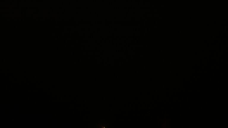 Dieses Bild zeigt eine Webcam-Aufnahme vom Achertal, aufgenommen am Samstag, den 29.11.2025 um 01:30 Uhr. Die Temperatur betrug 3.8°C.