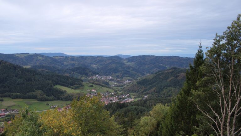 Dieses Bild zeigt eine Webcam-Aufnahme vom Achertal, aufgenommen am Freitag, den 23.10.2026 um 08:20 Uhr. Die Temperatur betrug 10.4°C.
