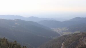 Dieses Bild zeigt eine Webcam-Aufnahme vom Achertal, aufgenommen am Dienstag, den 03.03.2026 um 16:40 Uhr. Die Temperatur betrug 9°C.