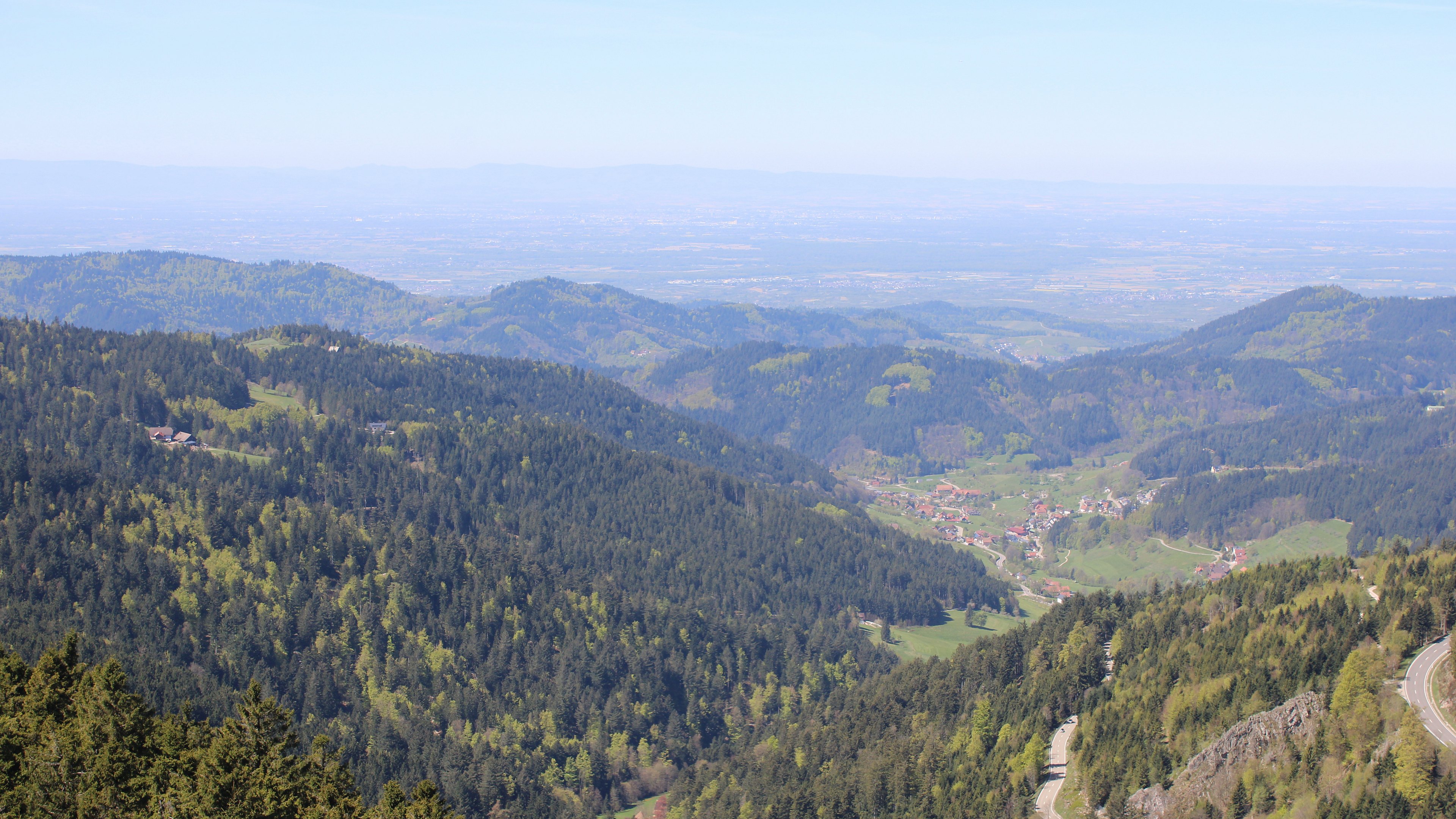 Zum Fotoarchiv vom Donnerstag, 23. April 2026