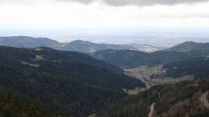 Dieses Bild zeigt eine Webcam-Aufnahme vom Achertal, aufgenommen am Montag, den 23.02.2026 um 15:50 Uhr. Die Temperatur betrug 4°C.