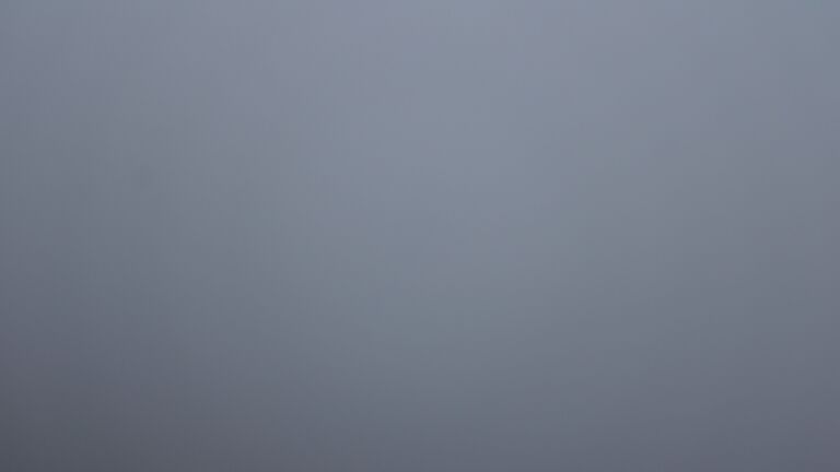 Dieses Bild zeigt eine Webcam-Aufnahme vom Achertal, aufgenommen am Samstag, den 27.09.2025 um 07:30 Uhr. Die Temperatur betrug 5.7°C.