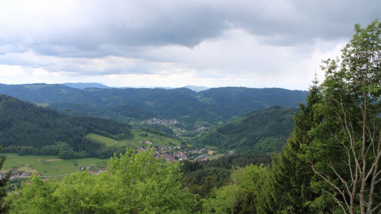 Dieses Bild zeigt eine Webcam-Aufnahme vom Achertal, aufgenommen am Samstag, den 16.05.2026 um 14:00 Uhr. Die Temperatur betrug 9°C.