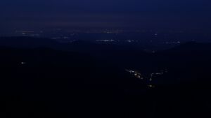 Dieses Bild zeigt eine Webcam-Aufnahme vom Achertal, aufgenommen am Sonntag, den 08.03.2026 um 06:00 Uhr. Die Temperatur betrug 9.6°C.