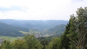 Dieses Bild zeigt eine Webcam-Aufnahme vom Achertal, aufgenommen am Donnerstag, den 24.09.2026 um 13:20 Uhr. Die Temperatur betrug 18.2°C.
