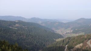 Dieses Bild zeigt eine Webcam-Aufnahme vom Achertal, aufgenommen am Samstag, den 07.03.2026 um 08:40 Uhr. Die Temperatur betrug 8.9°C.