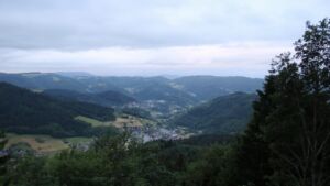 Dieses Bild zeigt eine Webcam-Aufnahme vom Achertal, aufgenommen am Montag, den 01.06.2026 um 05:40 Uhr. Die Temperatur betrug 11.8°C.