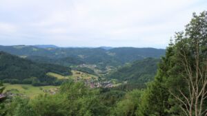 Dieses Bild zeigt eine Webcam-Aufnahme vom Achertal, aufgenommen am Mittwoch, den 10.06.2026 um 09:30 Uhr. Die Temperatur betrug 13.3°C.