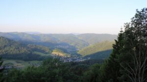 Dieses Bild zeigt eine Webcam-Aufnahme vom Achertal, aufgenommen am Mittwoch, den 27.05.2026 um 06:40 Uhr. Die Temperatur betrug 21.1°C.