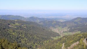 Dieses Bild zeigt eine Webcam-Aufnahme vom Achertal, aufgenommen am Samstag, den 25.04.2026 um 09:20 Uhr. Die Temperatur betrug 11.7°C.