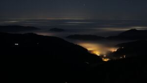 Dieses Bild zeigt eine Webcam-Aufnahme vom Achertal, aufgenommen am Samstag, den 13.12.2025 um 06:40 Uhr. Die Temperatur betrug 6.1°C.