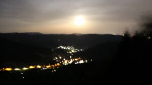Dieses Bild zeigt eine Webcam-Aufnahme vom Achertal, aufgenommen am Samstag, den 30.05.2026 um 03:30 Uhr. Die Temperatur betrug 18.2°C.