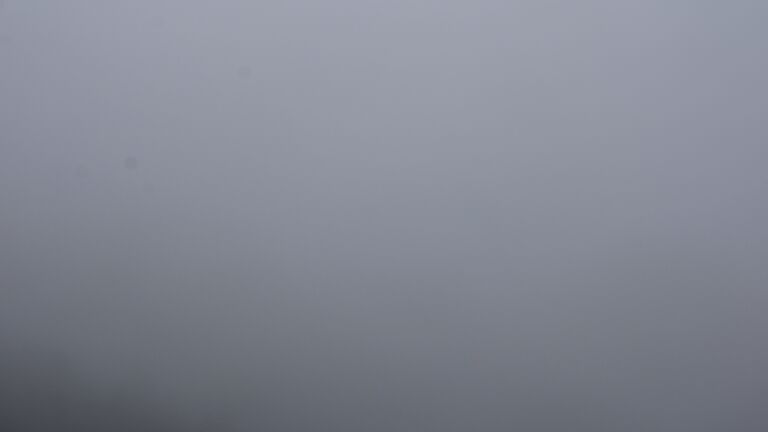 Dieses Bild zeigt eine Webcam-Aufnahme vom Achertal, aufgenommen am Samstag, den 29.11.2025 um 12:10 Uhr. Die Temperatur betrug 4.8°C.