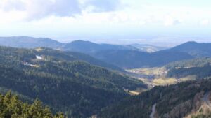 Dieses Bild zeigt eine Webcam-Aufnahme vom Achertal, aufgenommen am Samstag, den 07.02.2026 um 13:40 Uhr. Die Temperatur betrug 10.2°C.