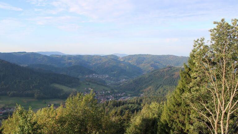 Dieses Bild zeigt eine Webcam-Aufnahme vom Achertal, aufgenommen am Montag, den 28.09.2026 um 08:40 Uhr. Die Temperatur betrug 20.7°C.