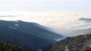 Dieses Bild zeigt eine Webcam-Aufnahme vom Achertal, aufgenommen am Samstag, den 22.11.2025 um 15:10 Uhr. Die Temperatur betrug -3.2°C.