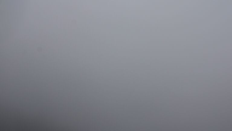 Dieses Bild zeigt eine Webcam-Aufnahme vom Achertal, aufgenommen am Sonntag, den 05.10.2025 um 09:20 Uhr. Die Temperatur betrug 3.3°C.