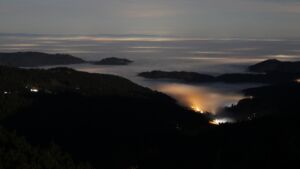 Dieses Bild zeigt eine Webcam-Aufnahme vom Achertal, aufgenommen am Freitag, den 07.11.2025 um 19:00 Uhr. Die Temperatur betrug 8.7°C.