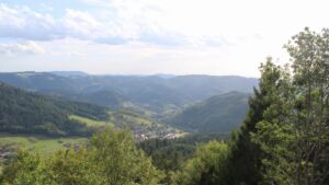 Dieses Bild zeigt eine Webcam-Aufnahme vom Achertal, aufgenommen am Montag, den 07.09.2026 um 17:30 Uhr. Die Temperatur betrug 30.1°C.