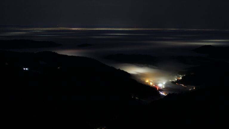 Dieses Bild zeigt eine Webcam-Aufnahme vom Achertal, aufgenommen am Dienstag, den 20.01.2026 um 06:40 Uhr. Die Temperatur betrug 7.4°C.