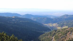 Dieses Bild zeigt eine Webcam-Aufnahme vom Achertal, aufgenommen am Dienstag, den 09.12.2025 um 14:10 Uhr. Die Temperatur betrug 10.9°C.