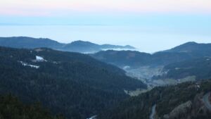 Dieses Bild zeigt eine Webcam-Aufnahme vom Achertal, aufgenommen am Freitag, den 23.01.2026 um 08:10 Uhr. Die Temperatur betrug 2.7°C.