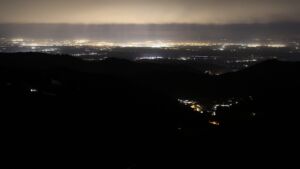 Dieses Bild zeigt eine Webcam-Aufnahme vom Achertal, aufgenommen am Samstag, den 17.01.2026 um 02:30 Uhr. Die Temperatur betrug 6.6°C.