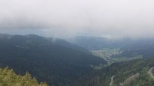 Dieses Bild zeigt eine Webcam-Aufnahme vom Achertal, aufgenommen am Mittwoch, den 06.05.2026 um 11:40 Uhr. Die Temperatur betrug 10.9°C.