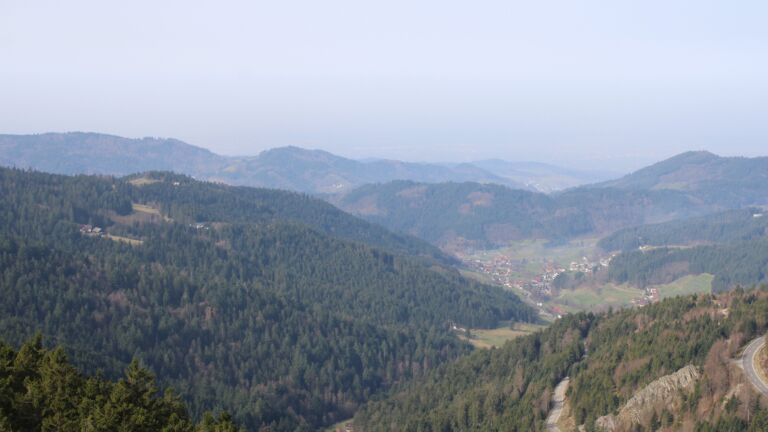 Dieses Bild zeigt eine Webcam-Aufnahme vom Achertal, aufgenommen am Samstag, den 07.03.2026 um 10:30 Uhr. Die Temperatur betrug 12.4°C.