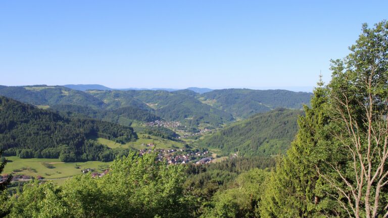 Dieses Bild zeigt eine Webcam-Aufnahme vom Achertal, aufgenommen am Freitag, den 22.05.2026 um 09:10 Uhr. Die Temperatur betrug 22.9°C.