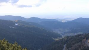 Dieses Bild zeigt eine Webcam-Aufnahme vom Achertal, aufgenommen am Samstag, den 07.02.2026 um 15:00 Uhr. Die Temperatur betrug 8.1°C.