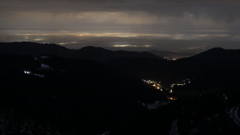 Dieses Bild zeigt eine Webcam-Aufnahme vom Achertal, aufgenommen am Samstag, den 31.01.2026 um 05:00 Uhr. Die Temperatur betrug 2.3°C.