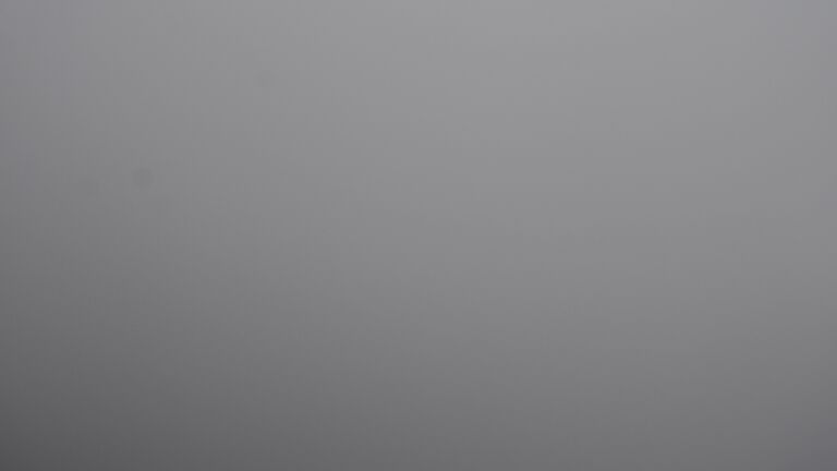 Dieses Bild zeigt eine Webcam-Aufnahme vom Achertal, aufgenommen am Dienstag, den 21.10.2025 um 10:00 Uhr. Die Temperatur betrug 7.2°C.