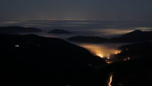 Dieses Bild zeigt eine Webcam-Aufnahme vom Achertal, aufgenommen am Samstag, den 13.12.2025 um 06:50 Uhr. Die Temperatur betrug 5.9°C.