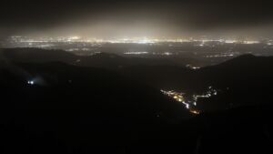 Dieses Bild zeigt eine Webcam-Aufnahme vom Achertal, aufgenommen am Mittwoch, den 11.02.2026 um 22:00 Uhr. Die Temperatur betrug 2.9°C.