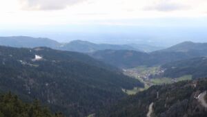 Dieses Bild zeigt eine Webcam-Aufnahme vom Achertal, aufgenommen am Samstag, den 04.04.2026 um 18:40 Uhr. Die Temperatur betrug 7.9°C.