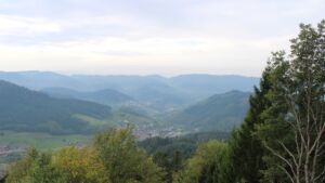 Dieses Bild zeigt eine Webcam-Aufnahme vom Achertal, aufgenommen am Dienstag, den 20.10.2026 um 12:30 Uhr. Die Temperatur betrug 12.1°C.