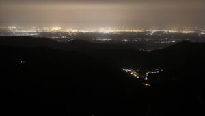 Dieses Bild zeigt eine Webcam-Aufnahme vom Achertal, aufgenommen am Samstag, den 15.11.2025 um 05:40 Uhr. Die Temperatur betrug 11.8°C.