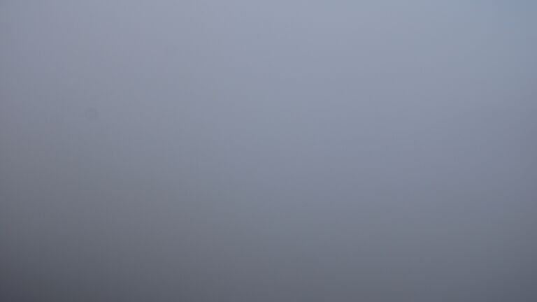 Dieses Bild zeigt eine Webcam-Aufnahme vom Achertal, aufgenommen am Freitag, den 26.09.2025 um 07:50 Uhr. Die Temperatur betrug 5.2°C.